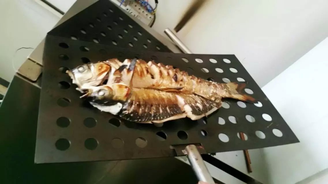 烤魚 烤魚